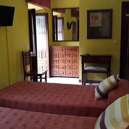 Meson El Pucheru Hotel Barcenaciones Ngoại thất bức ảnh