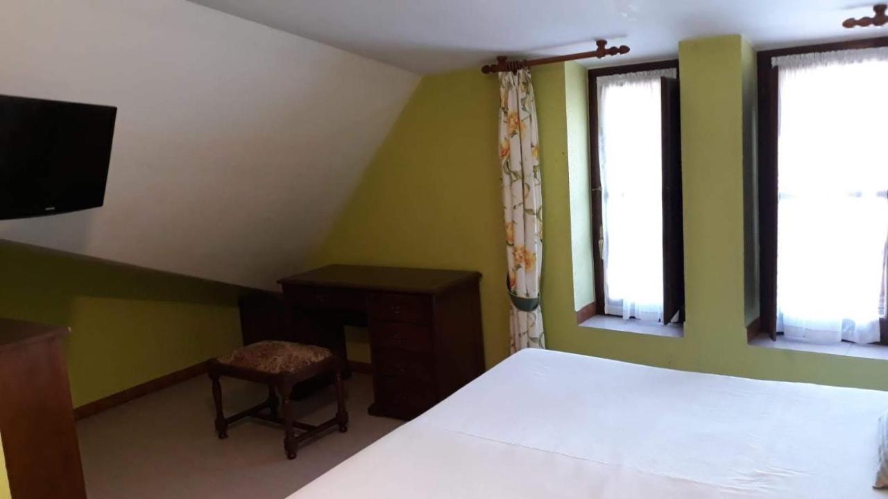 Meson El Pucheru Hotel Barcenaciones Ngoại thất bức ảnh